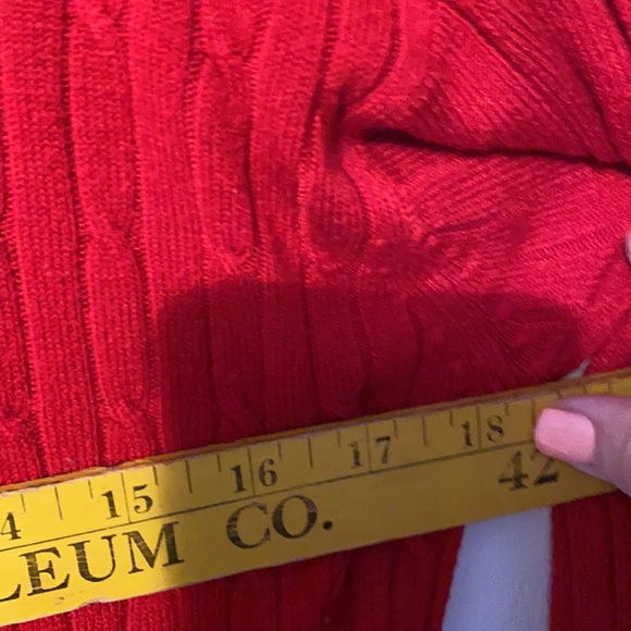 Red sweater - Picture 6 of 6